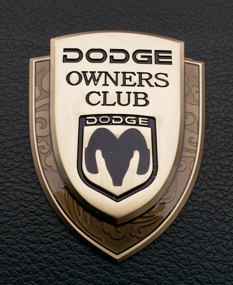 Dodge Ram знак