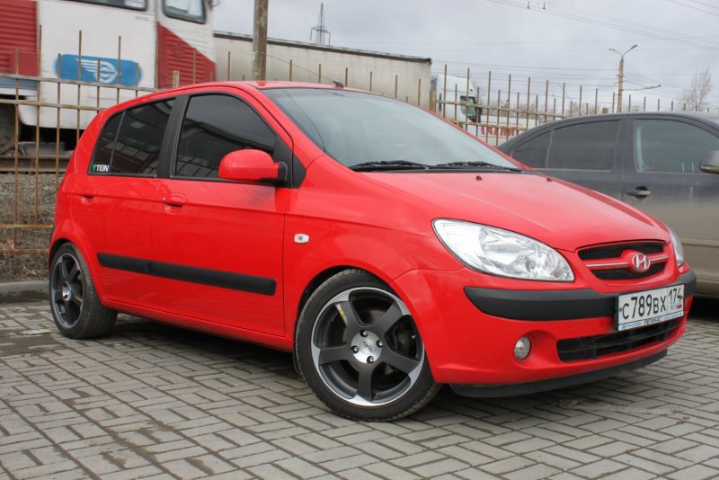 Hyundai Getz 2 Red