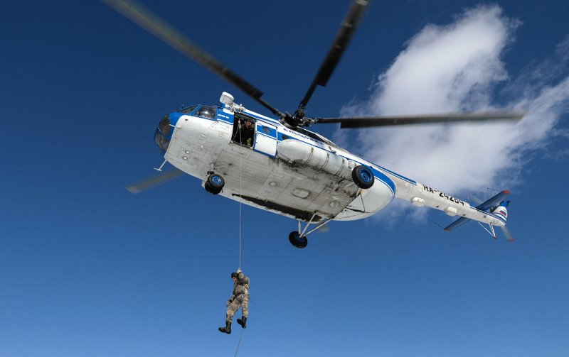 Вертолеты миротворцы