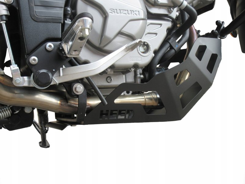 Suzuki v Strom 650 2005