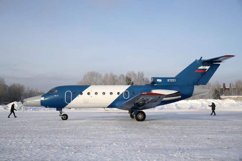 Як-40 СИБНИА электродвигатель