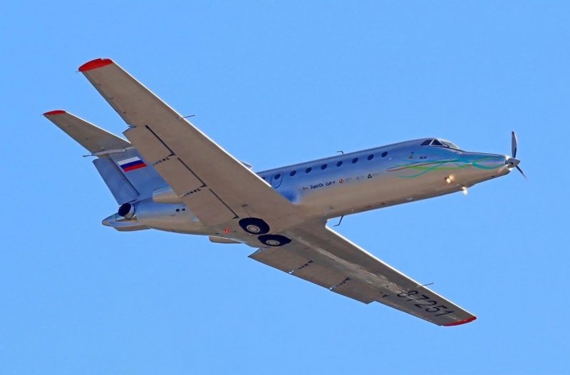 Як 40 на Макс 2021