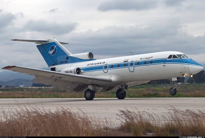Yakovlev Yak-40s1