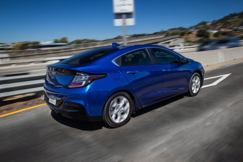 Chevrolet Volt II 2016
