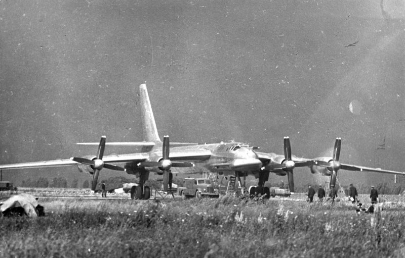 Бомбардировщик ту-95м