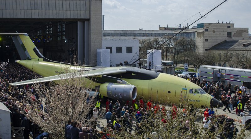 Самолет АН-178