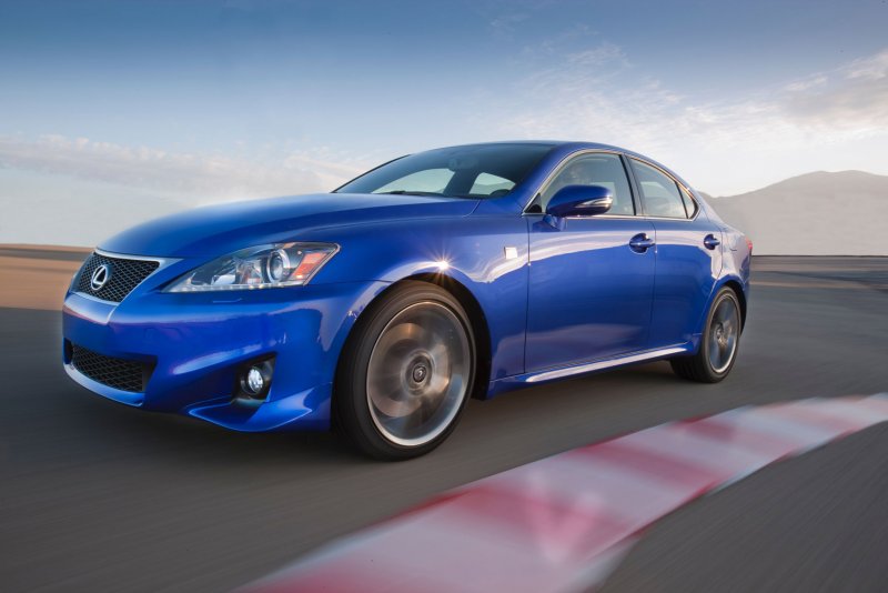 Lexus is 350 f Sport 2011