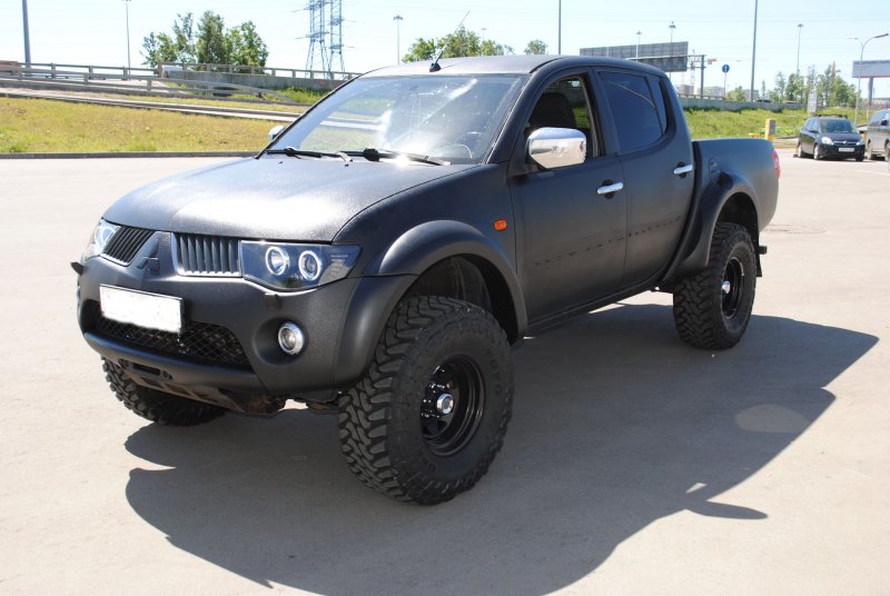 L200 Mitsubishi на 32 МТ