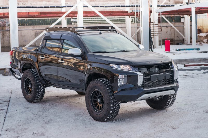 Mitsubishi l200 2020