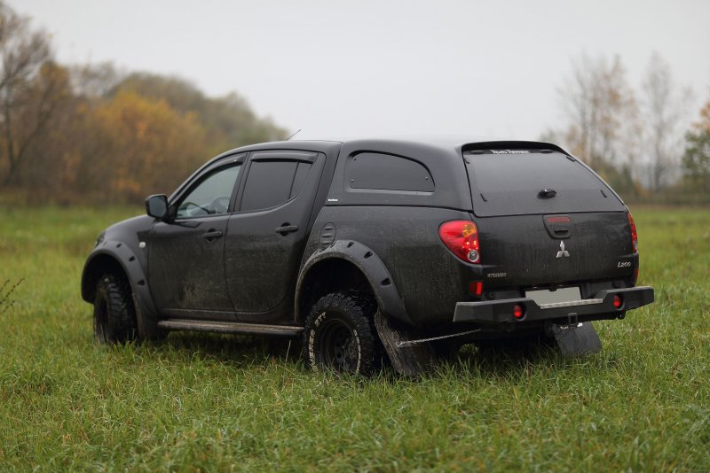 Mitsubishi l200 кастом