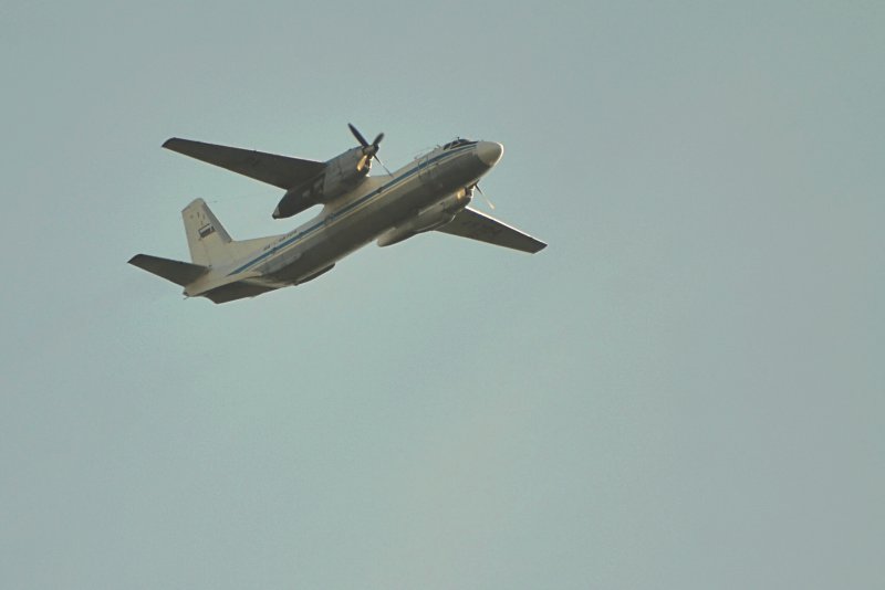 Турбовинтовой самолет АН-12