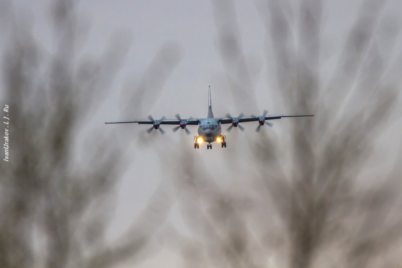 АН-12 Кольцово