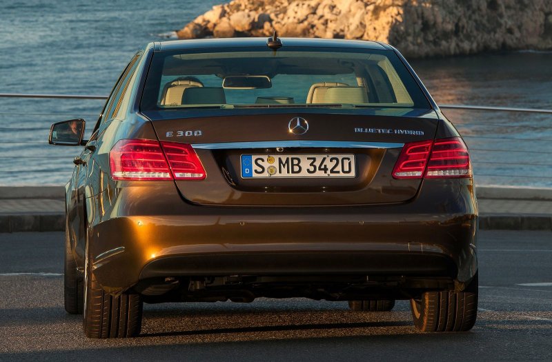 Mercedes Benz e300 w212