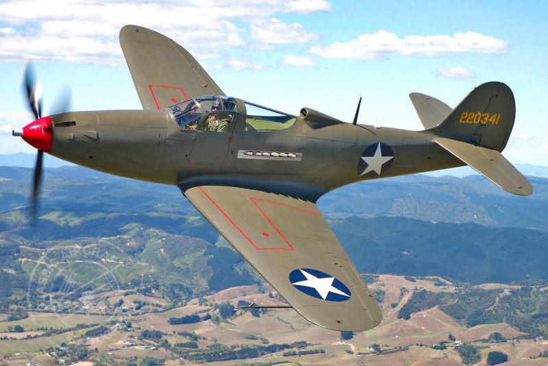 Самолет "Bell p-39 Airacobra",