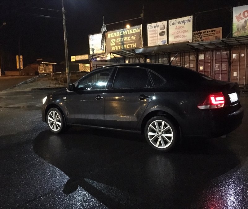 Диски Antia r16 черные на VW Polo