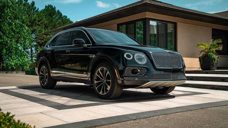 Джип Бентли Bentayga