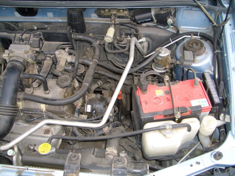 Dy3w Mazda Demio под капотом