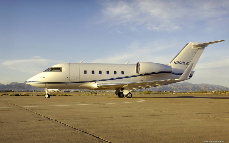 Lear Challenger 600