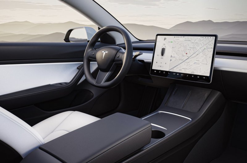 Тесла model 3 салон