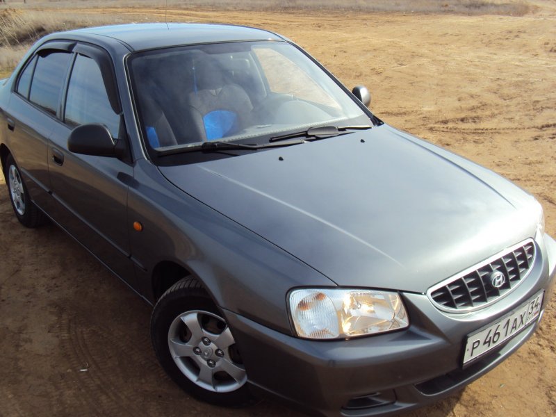 Hyundai Accent серый замок