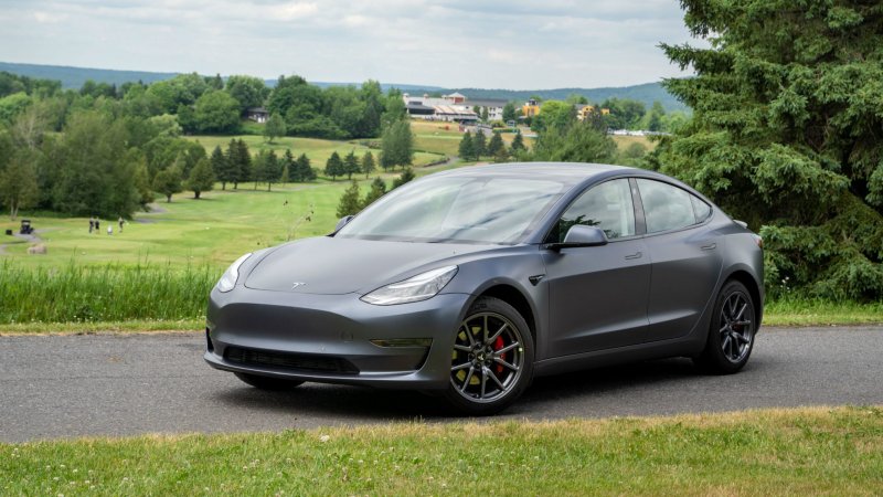 Tesla model model 3