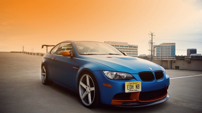 BMW e92 синяя