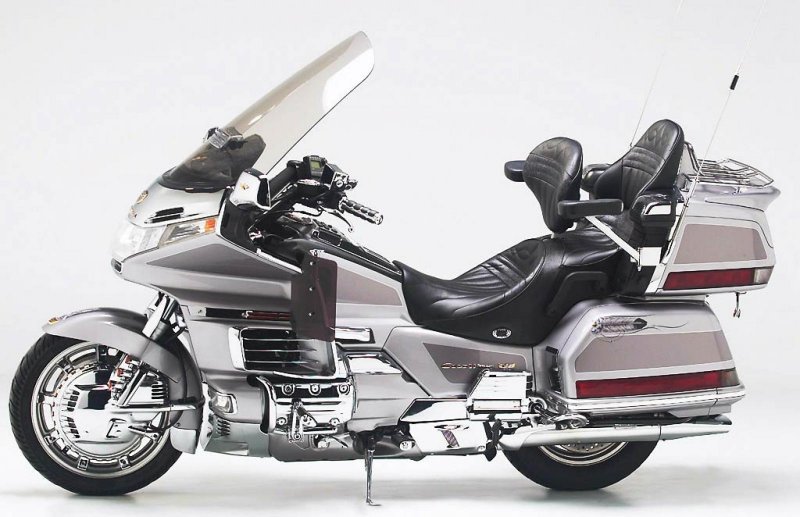 Мотоцикл Honda Gold Wing