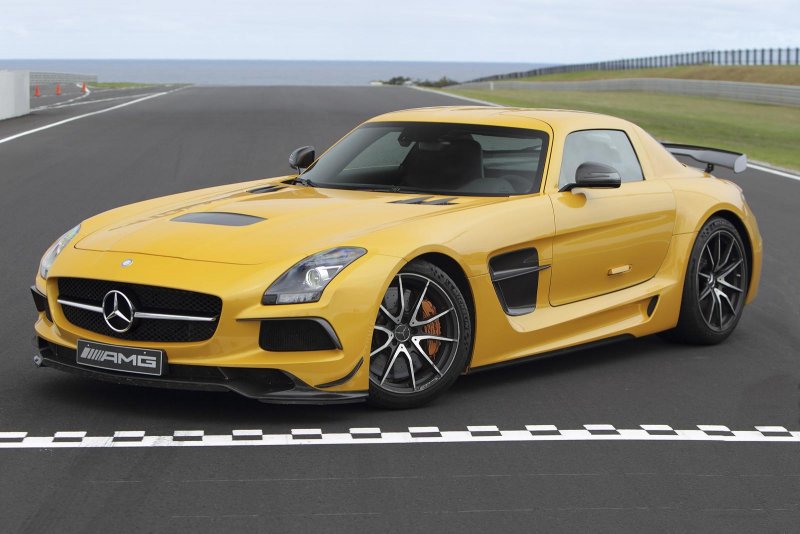 Mercedes-Benz SLS AMG Coupe