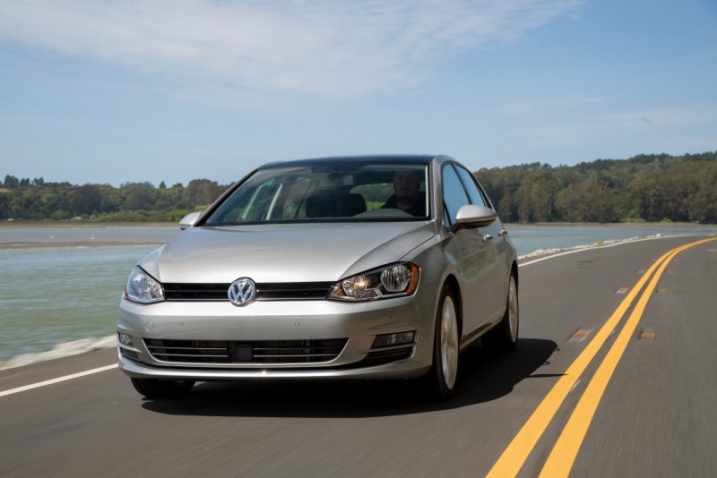 Фольксваген Jetta 2015