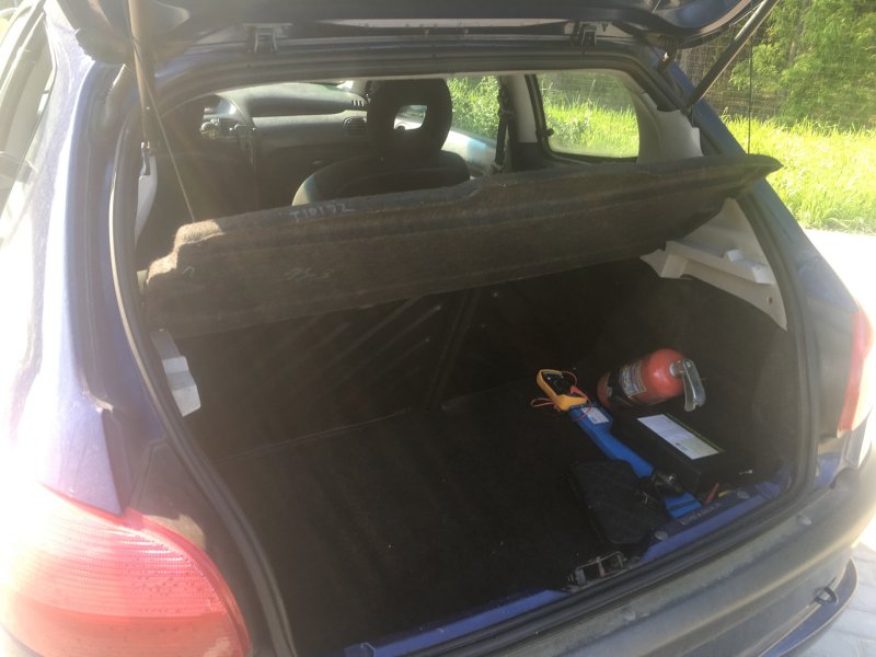 Peugeot 206 полка багажника