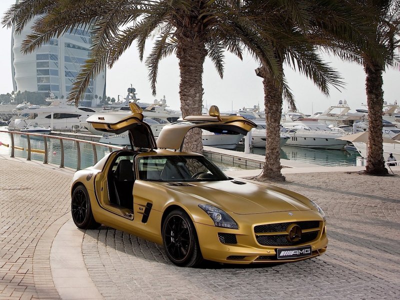 Mercedes SLS AMG