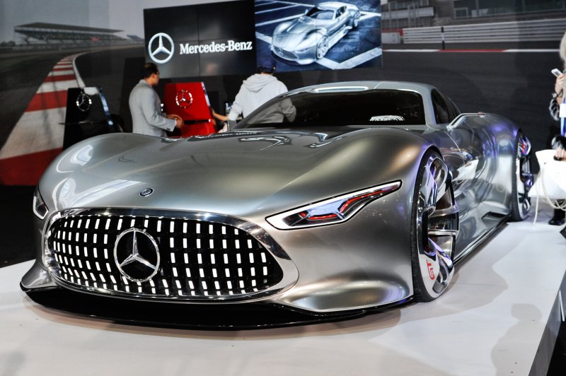 Мерседес AMG Vision Gran Turismo