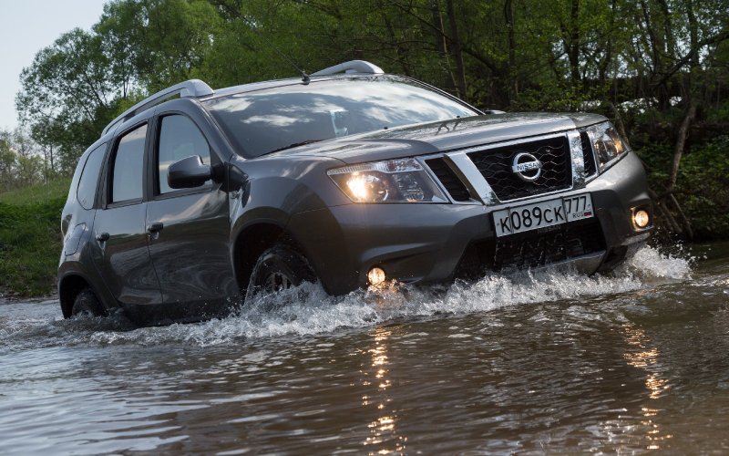 Nissan Terrano SUV 5d
