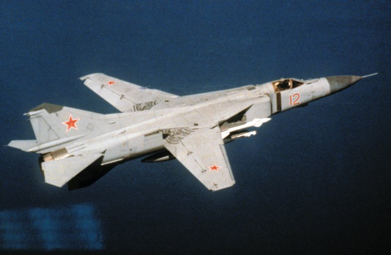 Бомбардировщик реактивный ту-16