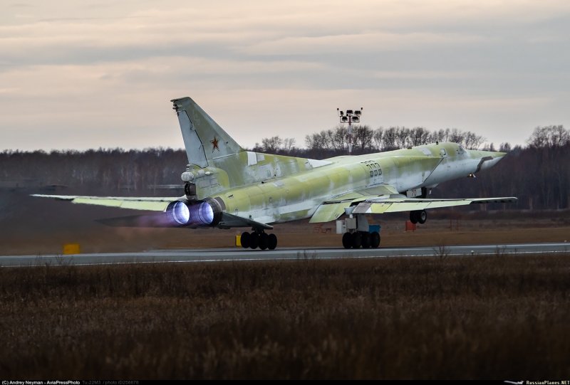 B 58 бомбардировщик