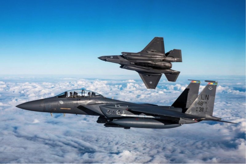 F15 ex истребитель