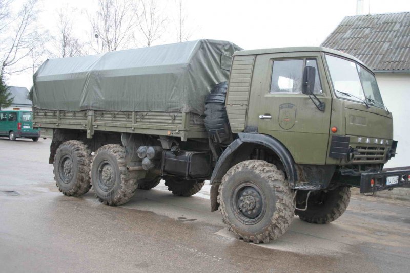 КАМАЗ 43101 военный бортовой