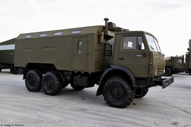 КАМАЗ 43101 армейский