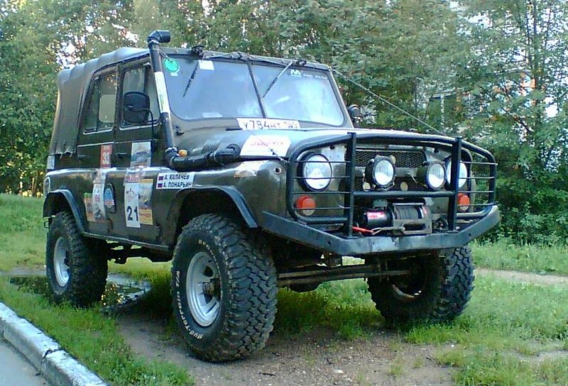 Тюнингованный УАЗ 469