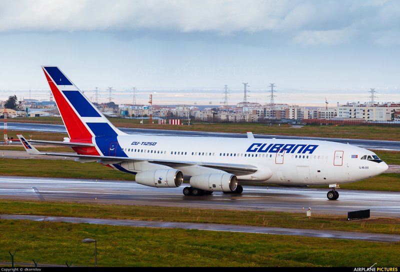 Ил-96 Cubana