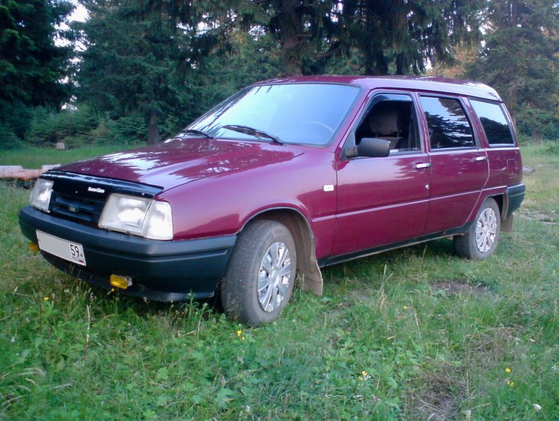 Машина ИЖ Фабула