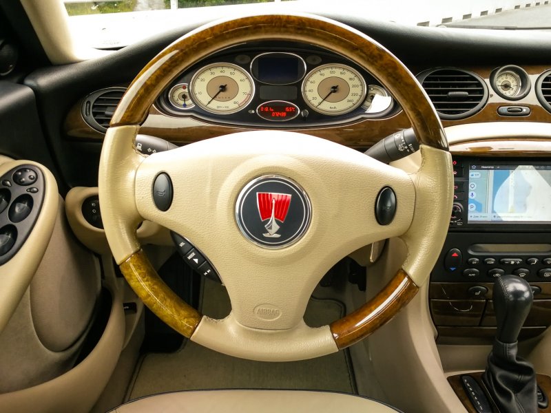 Luxe Rover 75