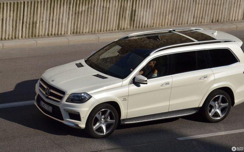 Мерседес Benz gl 63 AMG