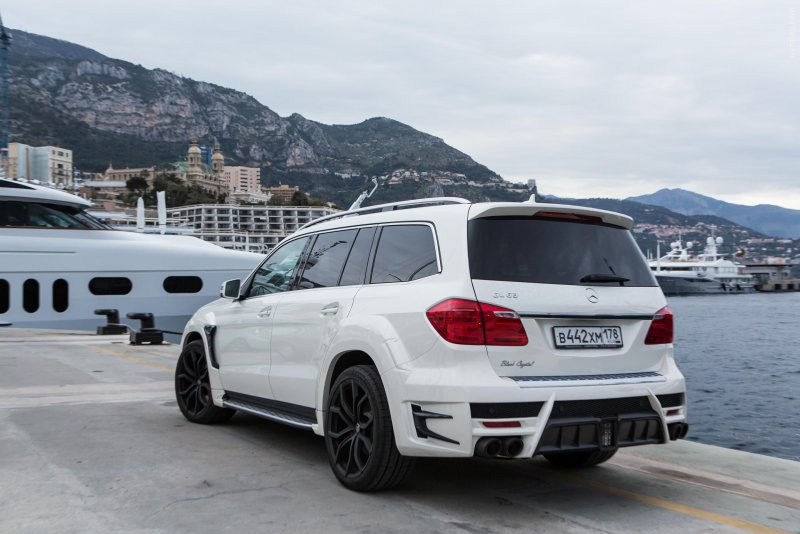 Мерседес gl 63 AMG черный