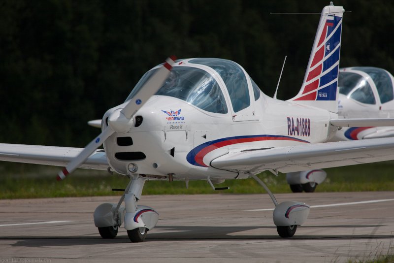 Самолёт Sierra p2002