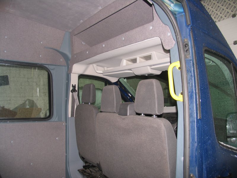 Ford Transit 2000 обивка салона