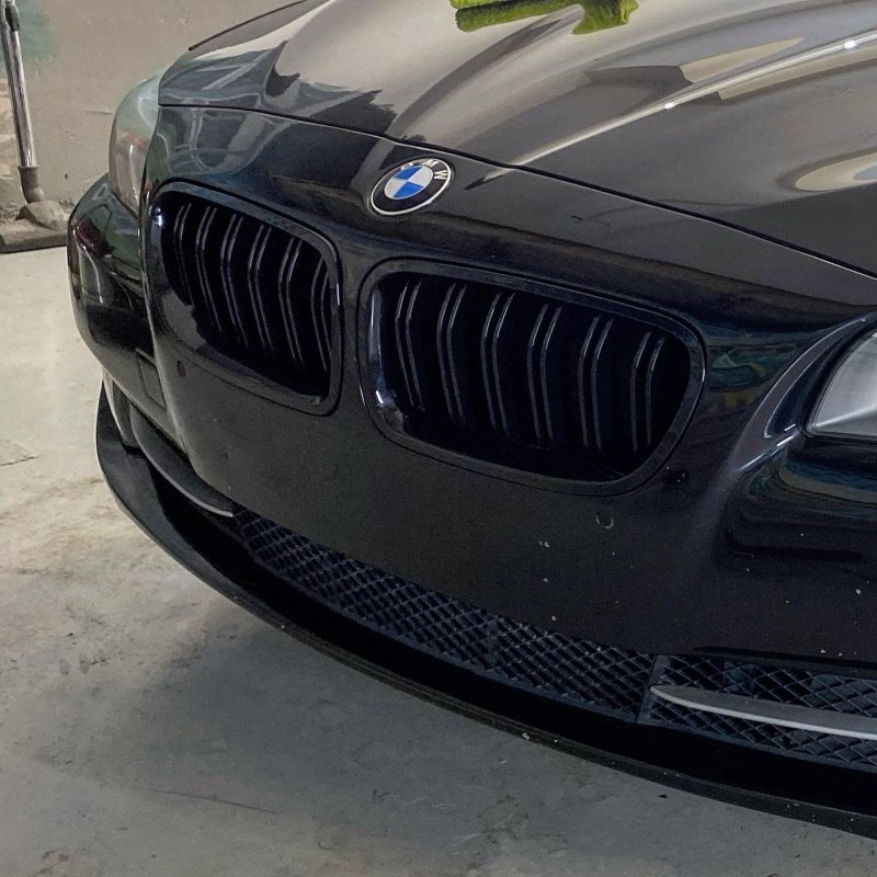 БМВ f10 Рестайлинг черная