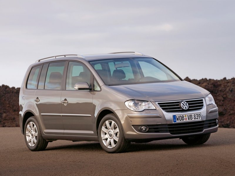 Volkswagen Touran i 2003-2010