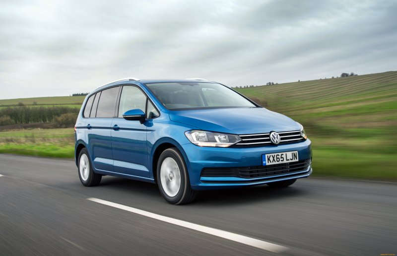Volkswagen Cross Touran