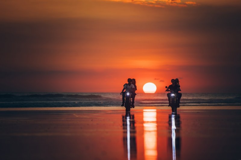 Yamaha r1 на закате